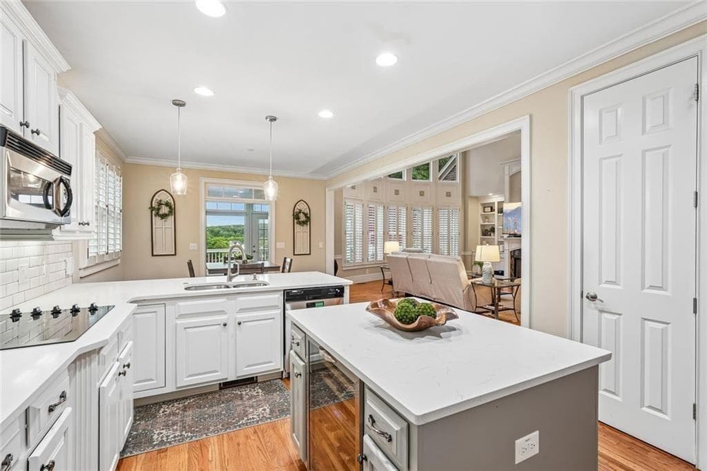 4 bedroom, 6 bathroom, 5,373 sq ft single family residence under contract at 116 Ridgemoor Trace, Canton, GA 30115 — photo 10