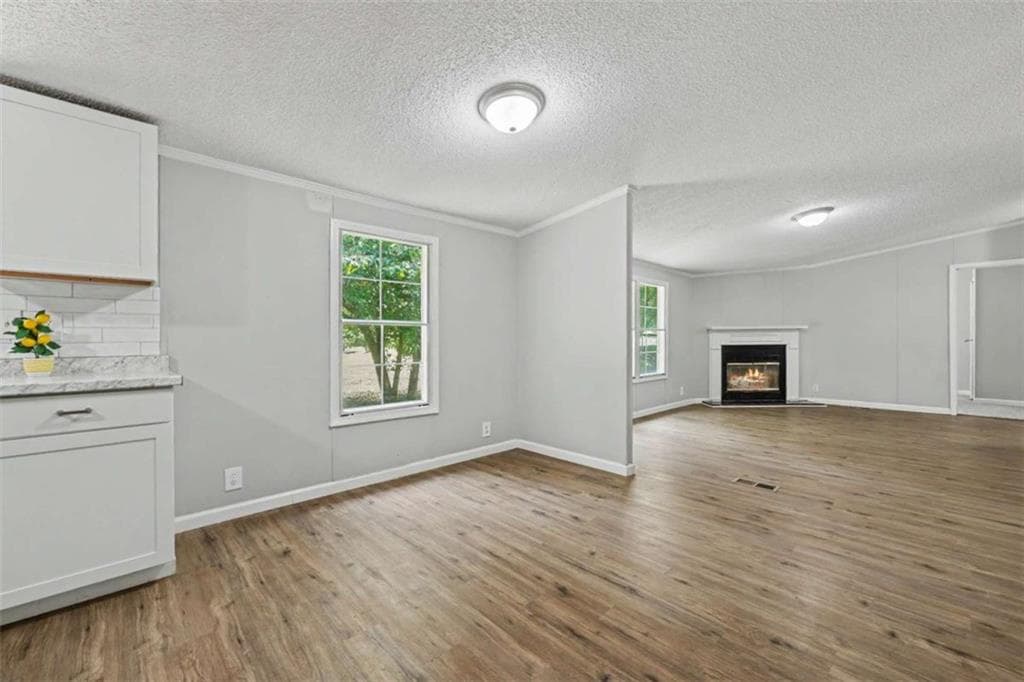 4 bedroom, 2 bathroom, 1,960 sq ft single family residence for sale at 218 Hightower Trail, Jefferson, GA 30549 — photo 4