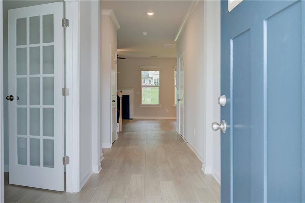 4 bedroom, 4 bathroom, 2,835 sq ft single family residence under contract at 278 Arnewood Circle, Mcdonough, GA 30253 — photo 4