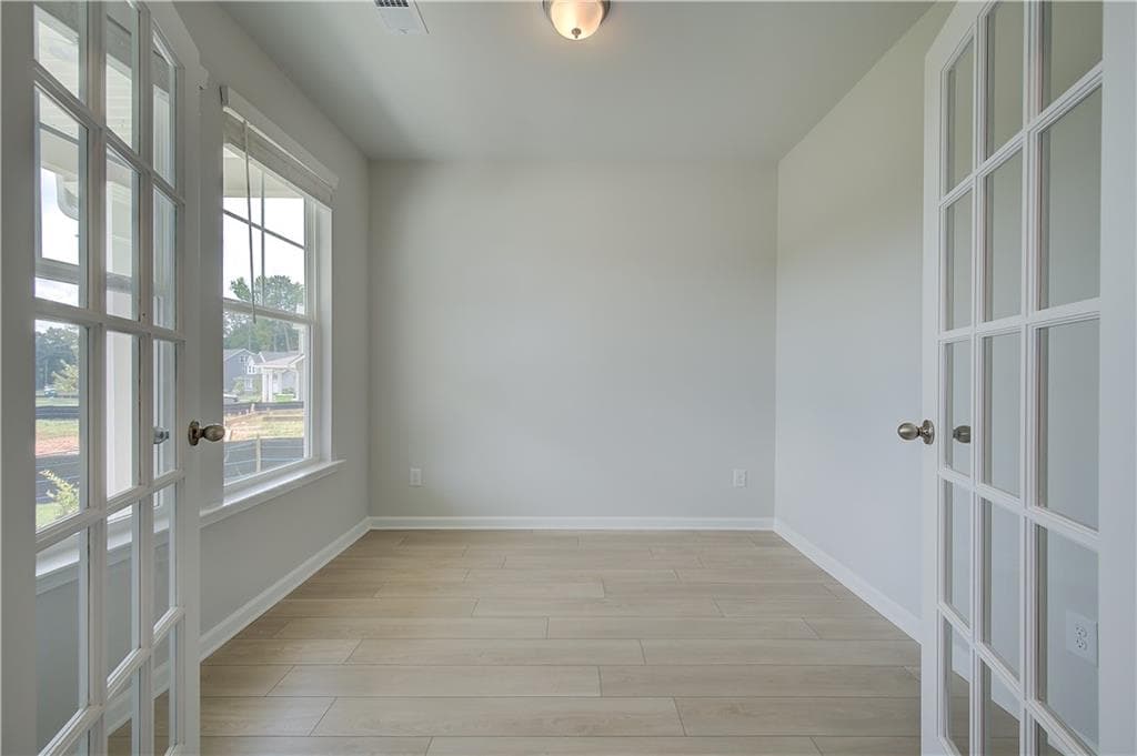 4 bedroom, 4 bathroom, 2,835 sq ft single family residence under contract at 278 Arnewood Circle, Mcdonough, GA 30253 — photo 5