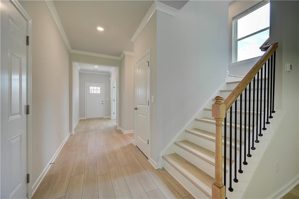 4 bedroom, 4 bathroom, 2,835 sq ft single family residence under contract at 278 Arnewood Circle, Mcdonough, GA 30253 — photo 6