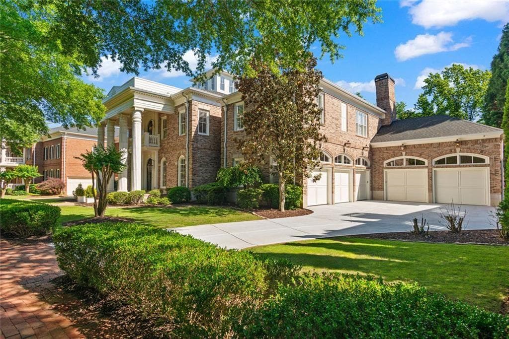 5 bedroom, 7 bathroom, 10,852 sq ft single family residence for sale at 3120 W Addison Drive, Alpharetta, GA 30022 — photo 3