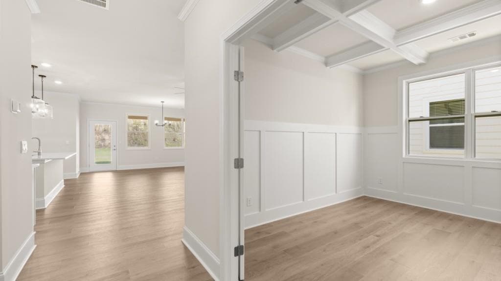 2 bedroom, 2 bathroom, 1,796 sq ft single family residence for sale at 105 Lakeview Point, Dallas, GA 30157 — photo 4