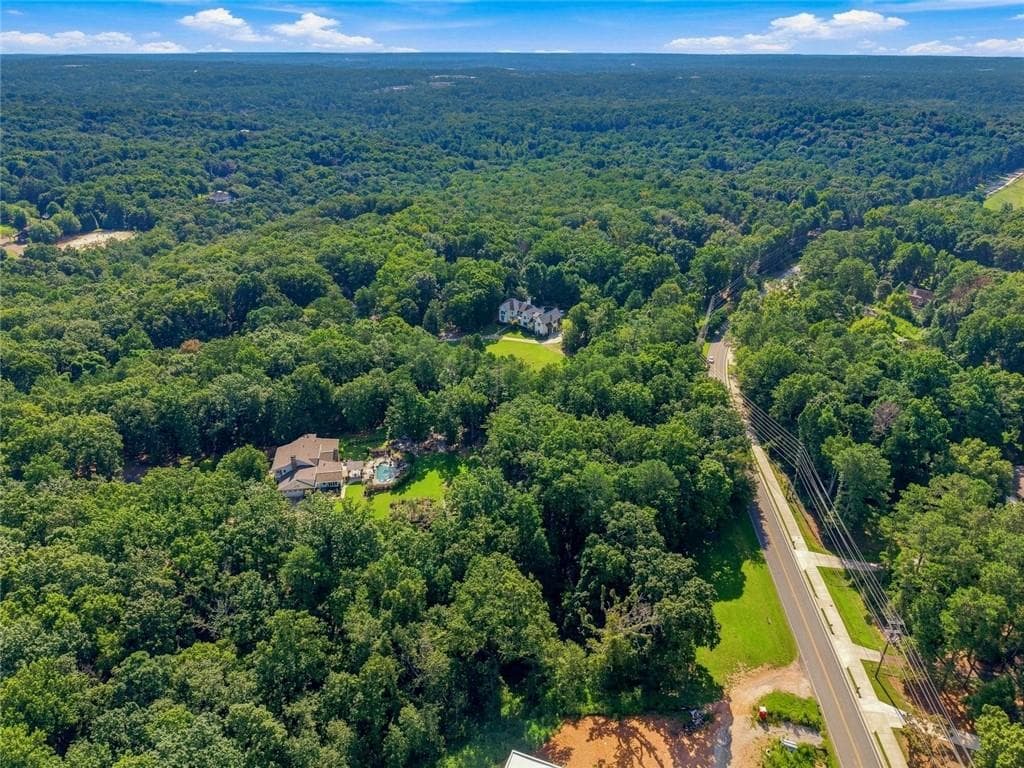 single family residence for sale at 10185 Buice Road, Alpharetta, GA 30022 — photo 3