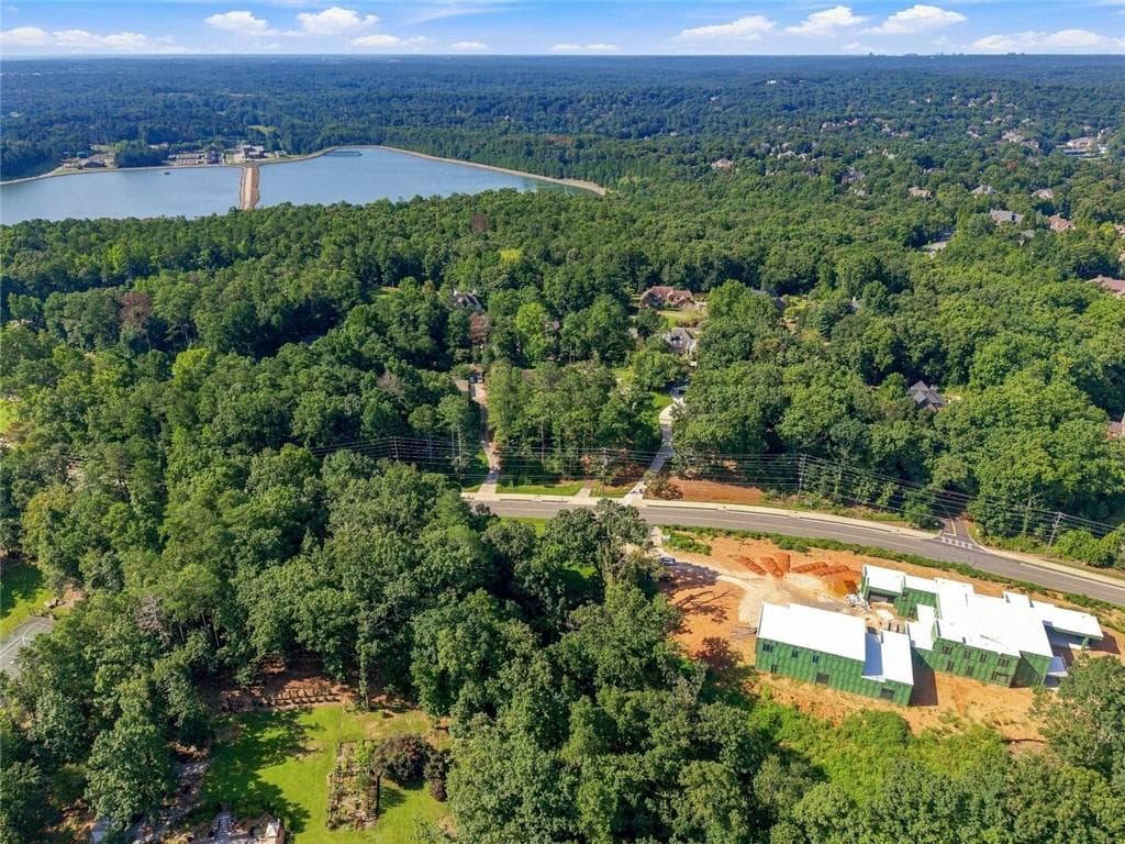 single family residence for sale at 10185 Buice Road, Alpharetta, GA 30022 — photo 5