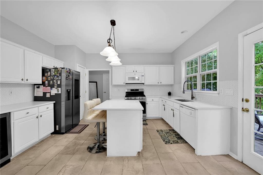 4 bedroom, 3 bathroom, 2,675 sq ft single family residence for sale at 3550 Myrtlewood Chase, Kennesaw, GA 30144 — photo 9
