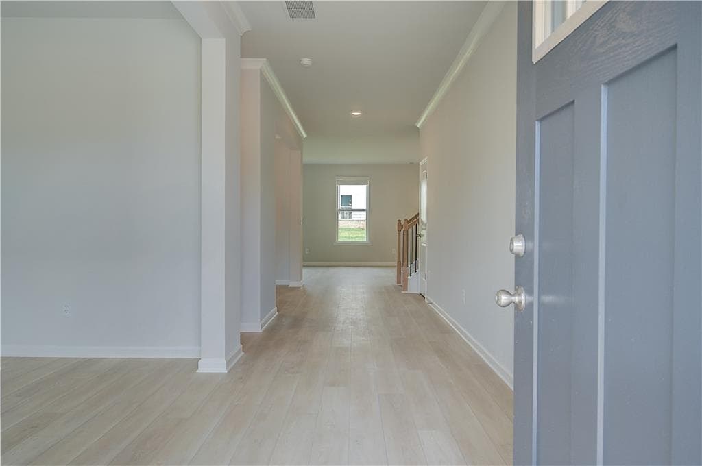 4 bedroom, 4 bathroom, 3,240 sq ft single family residence under contract at 616 Gratton Lane, Mcdonough, GA 30253 — photo 4