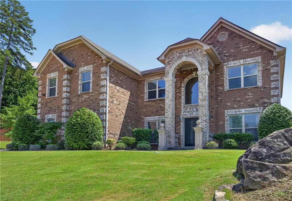 5 bedroom, 5 bathroom, 3,659 sq ft single family residence for sale at 3004 Thimbleberry Trace, Conyers, GA 30094 — photo 2