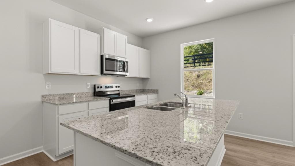 4 bedroom, 3 bathroom, 1,991 sq ft single family residence for sale at 3880 Donetta Drive, Atlanta, GA 30349 — photo 7