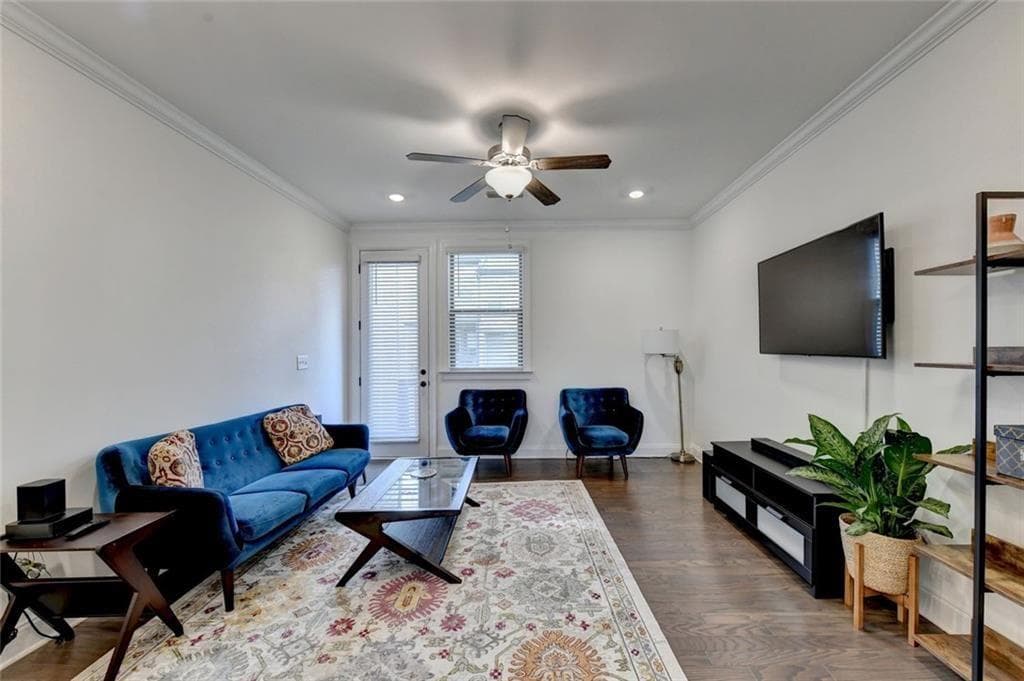 3 bedroom, 4 bathroom, 1,645 sq ft townhouse for sale at 2612 Caruso Way, Atlanta, GA 30339 — photo 8