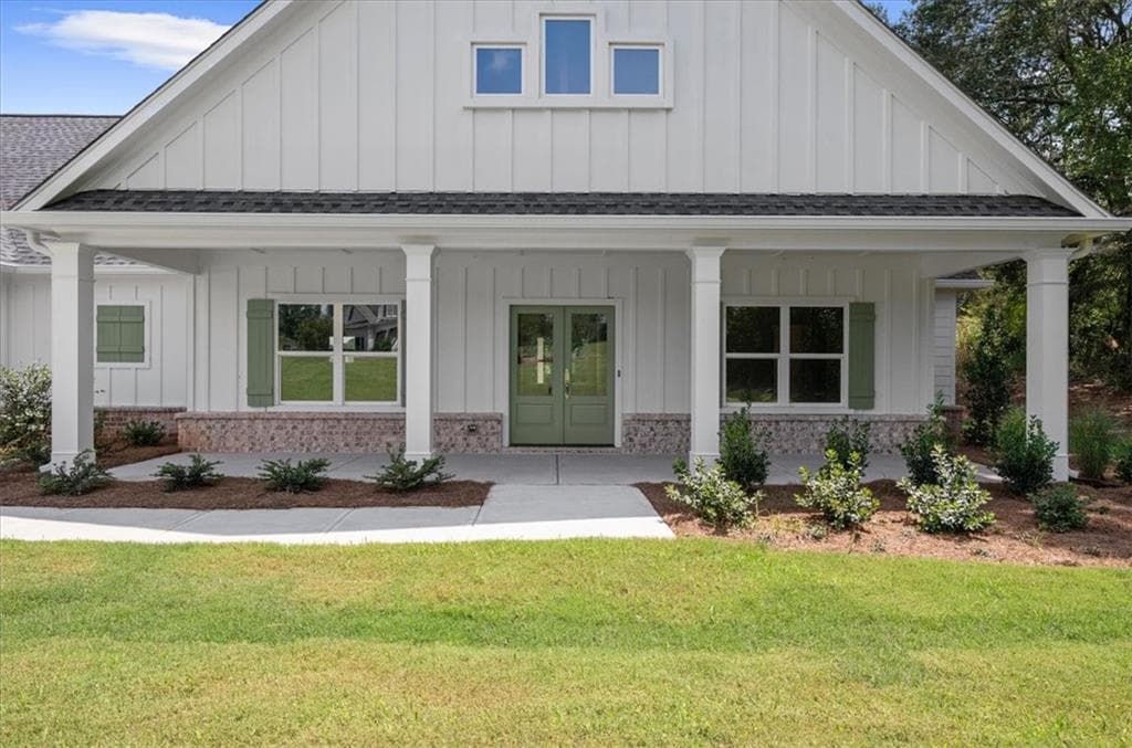 3 bedroom, 3 bathroom, 2,500 sq ft single family residence under contract at 5355 Noah Road, Cumming, GA 30041 — photo 3