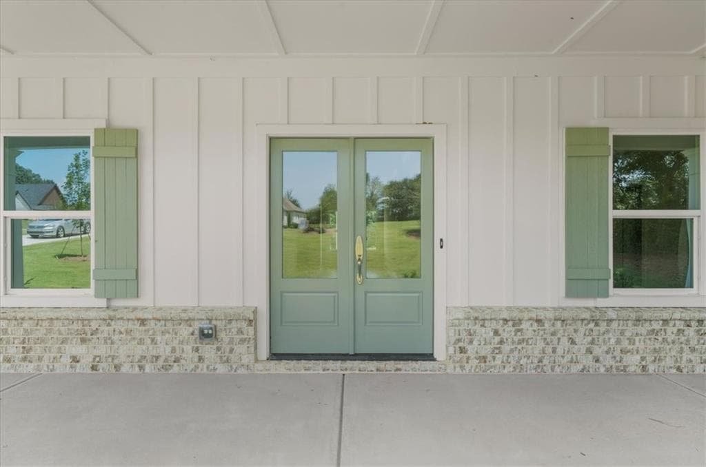 3 bedroom, 3 bathroom, 2,500 sq ft single family residence under contract at 5355 Noah Road, Cumming, GA 30041 — photo 6