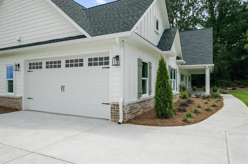 3 bedroom, 3 bathroom, 2,500 sq ft single family residence under contract at 5355 Noah Road, Cumming, GA 30041 — photo 7