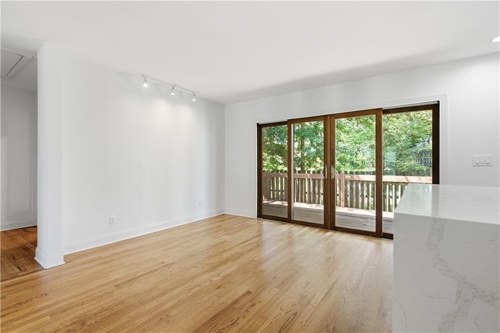 3 bedroom, 2 bathroom, 1,254 sq ft single family residence for sale at 2224 Rando Lane, Atlanta, GA 30318 — photo 10