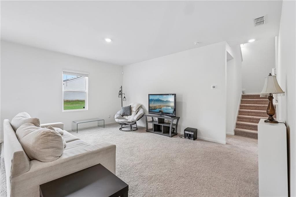 4 bedroom, 3 bathroom, 2,508 sq ft single family residence for sale at 402 San Sebastian Drive, Locust Grove, GA 30248 — photo 7