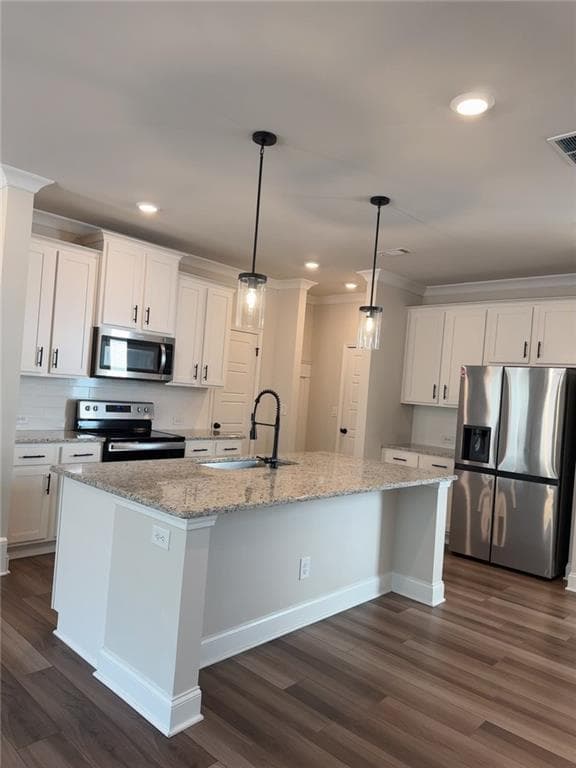 3 bedroom, 3 bathroom, 1,850 sq ft townhouse for rent at 4695 Cypress Park Drive, Gainesville, GA 30504 for $2,000 a month — photo 6