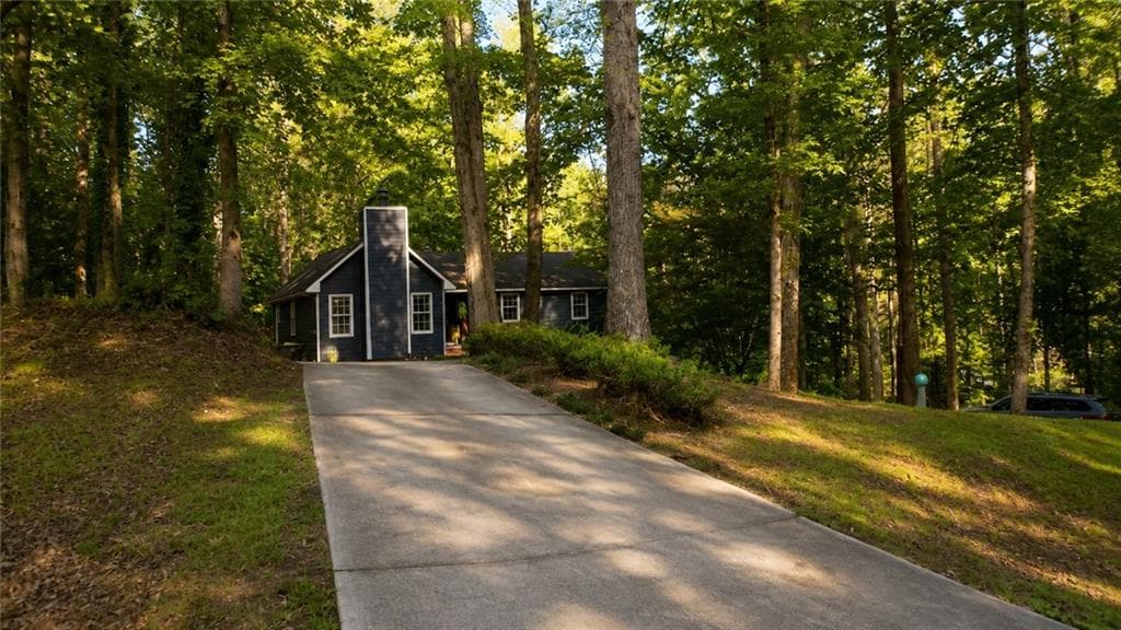 3 bedroom, 2 bathroom, 1,697 sq ft single family residence under contract at 125 Maple Place, Fayetteville, GA 30215 — photo 5