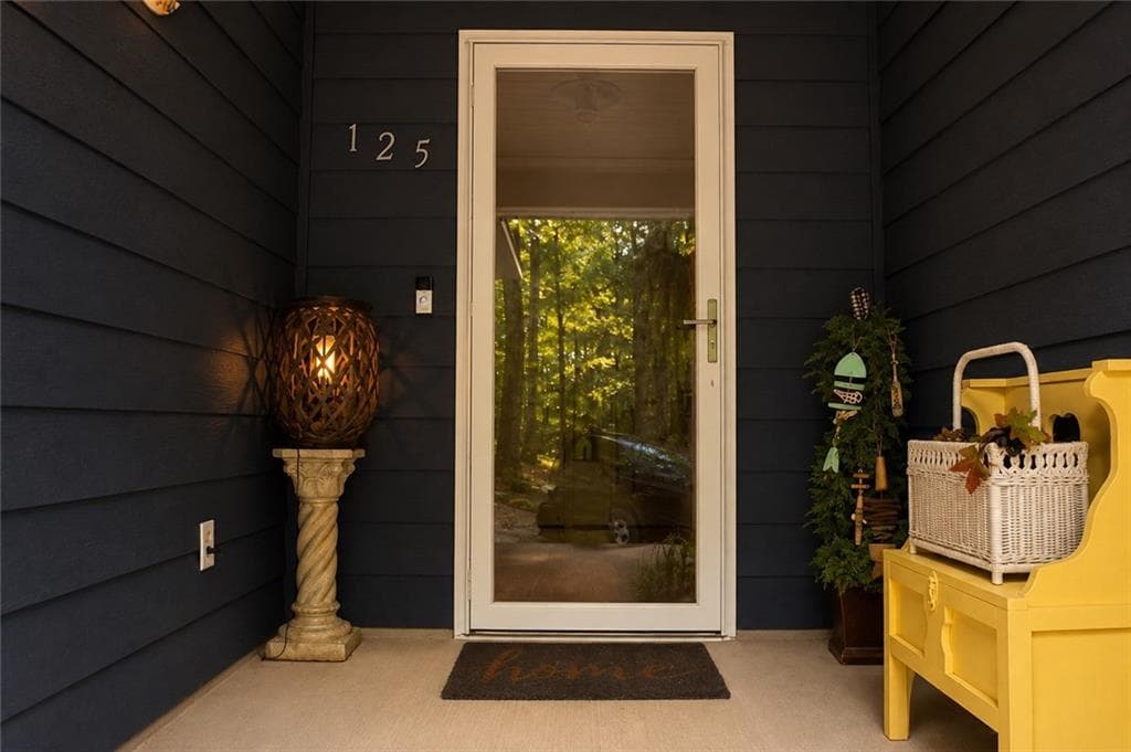 3 bedroom, 2 bathroom, 1,697 sq ft single family residence under contract at 125 Maple Place, Fayetteville, GA 30215 — photo 7