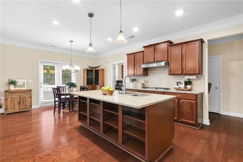 6 bedroom, 4 bathroom, 4,013 sq ft single family residence for sale at 526 Rokeby Drive, Woodstock, GA 30188 — photo 6