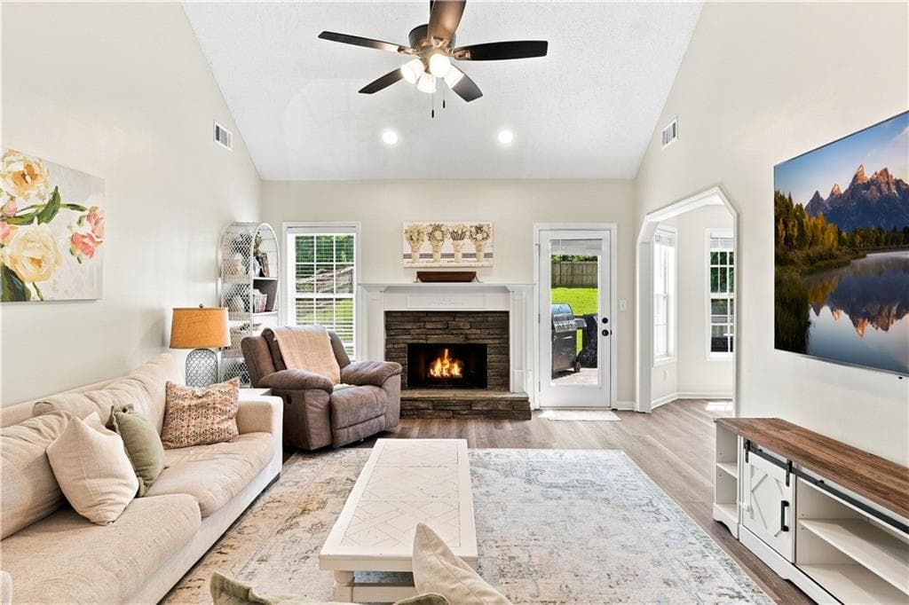 4 bedroom, 3 bathroom, 2,531 sq ft single family residence under contract at 39 Dunleith Drive, Dallas, GA 30132 — photo 6