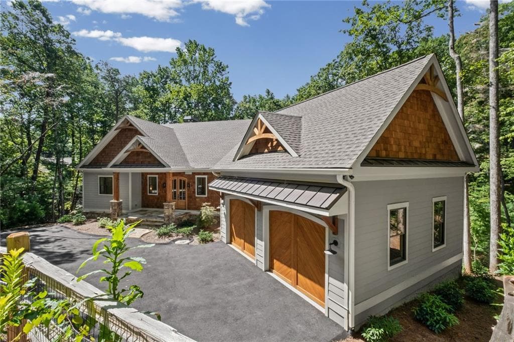 4 bedroom, 5 bathroom, 3,325 sq ft single family residence for sale at 56 Black Bear Point, Big Canoe, GA 30143 — photo 3