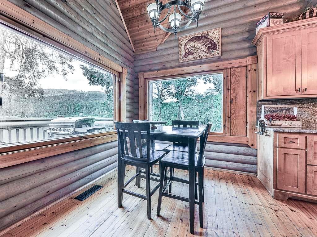 6 bedroom, 6 bathroom, 6,284 sq ft single family residence for sale at 201 Mountainside Parkway, Ellijay, GA 30536 — photo 10