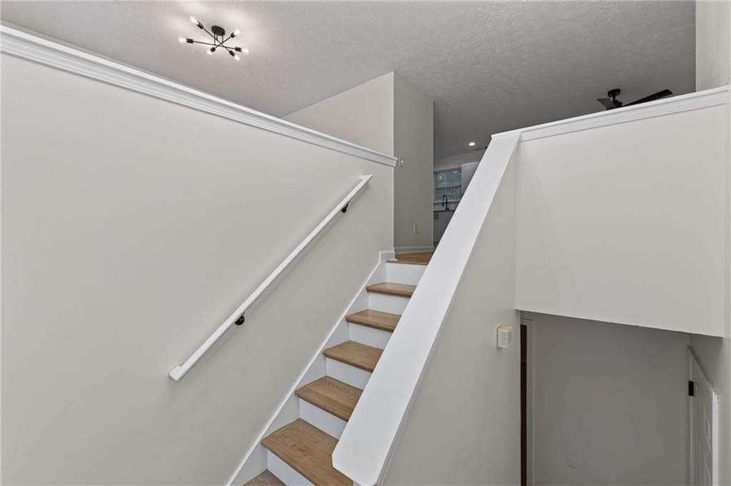 4 bedroom, 2 bathroom, 1,736 sq ft single family residence under contract at 1278 Lynx Court, Hampton, GA 30228 — photo 7