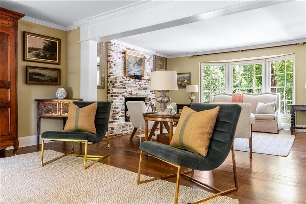 4 bedroom, 3 bathroom, 3,432 sq ft single family residence for sale at 5506 Whitewood Court, Dunwoody, GA 30338 — photo 7