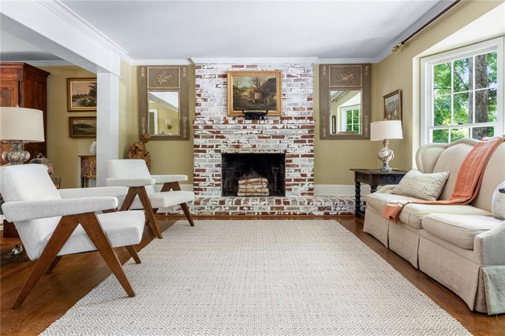 4 bedroom, 3 bathroom, 3,432 sq ft single family residence for sale at 5506 Whitewood Court, Dunwoody, GA 30338 — photo 9