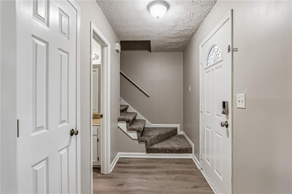 4 bedroom, 3 bathroom, 1,748 sq ft single family residence for sale at 2130 Grayfield Drive, Grayson, GA 30017 — photo 8