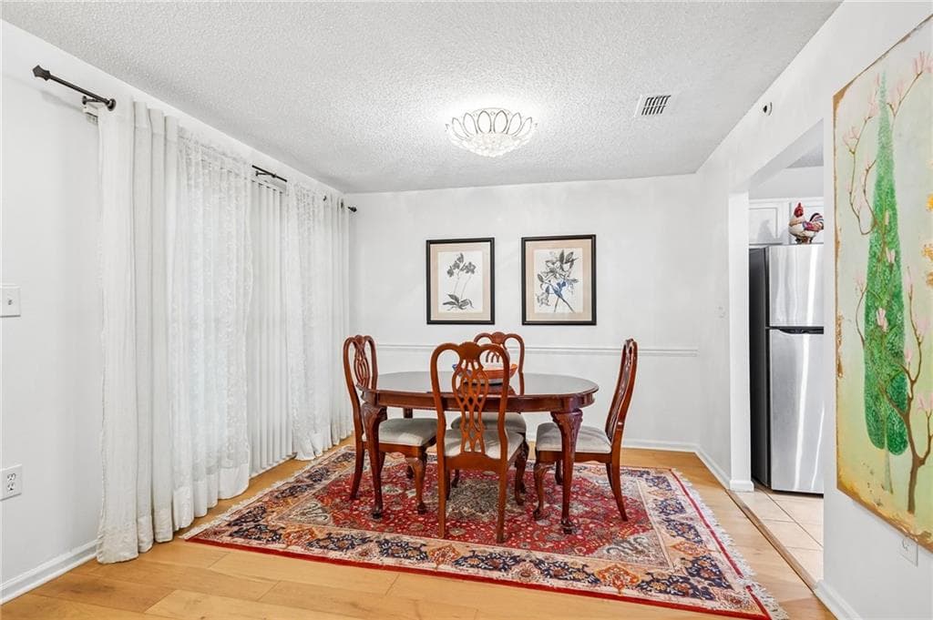 2 bedroom, 2 bathroom, 1,379 sq ft condominium for sale at 403 Mill Pond Court, Smyrna, GA 30082 — photo 7