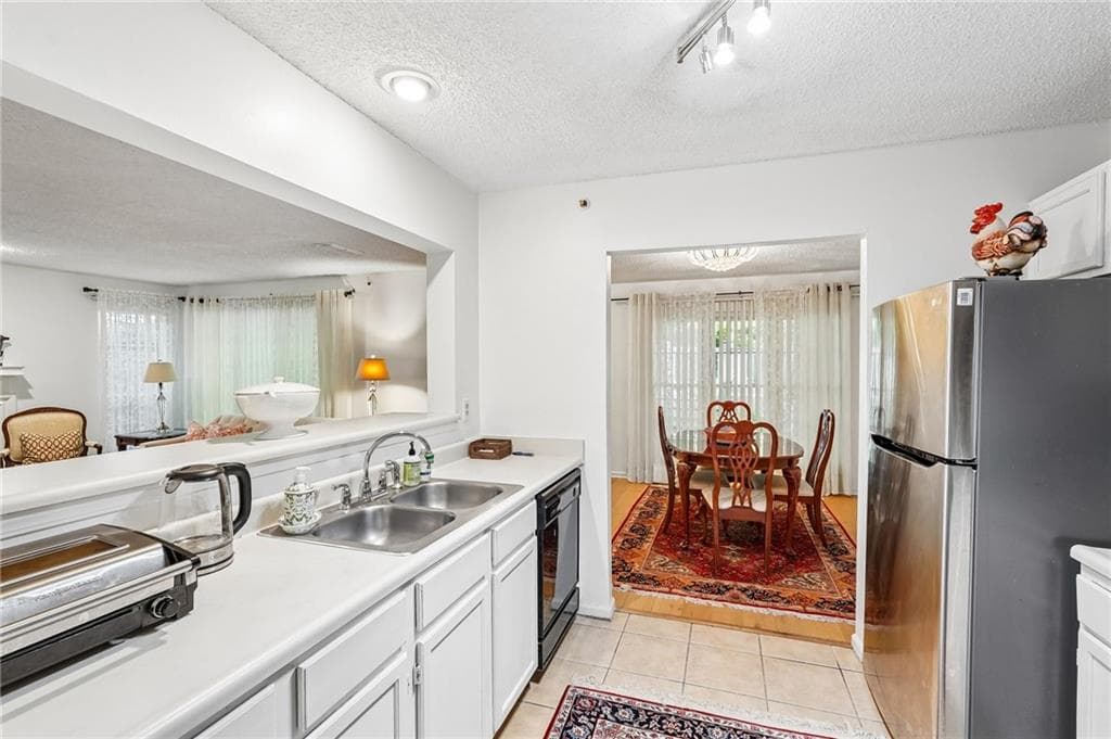 2 bedroom, 2 bathroom, 1,379 sq ft condominium for sale at 403 Mill Pond Court, Smyrna, GA 30082 — photo 9