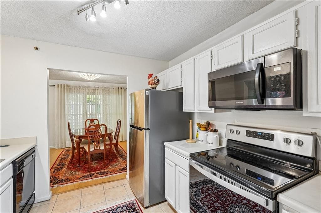 2 bedroom, 2 bathroom, 1,379 sq ft condominium for sale at 403 Mill Pond Court, Smyrna, GA 30082 — photo 10