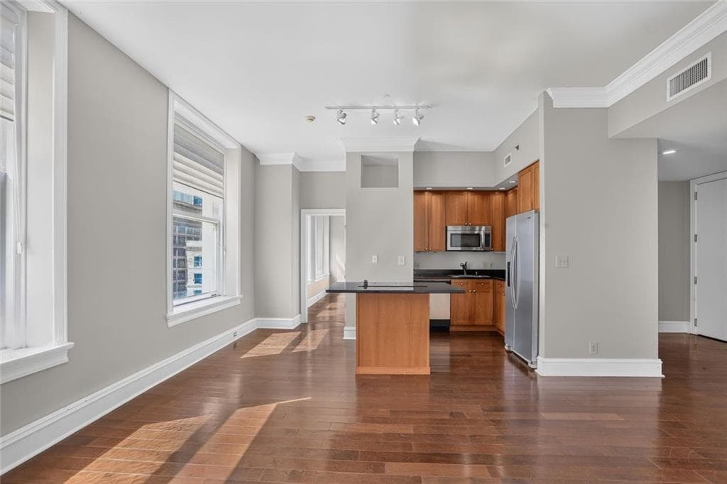 2 bedroom, 2 bathroom, 1,332 sq ft condominium for sale at 57 Forsyth Street 10A, Atlanta, GA 30303 — photo 4