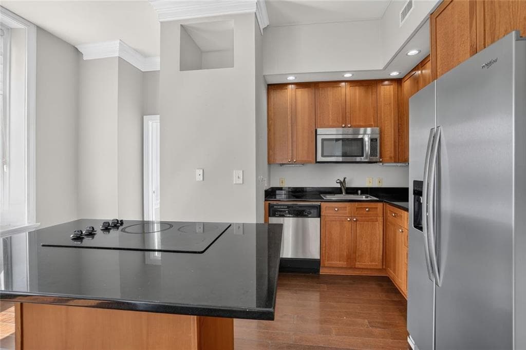 2 bedroom, 2 bathroom, 1,332 sq ft condominium for sale at 57 Forsyth Street 10A, Atlanta, GA 30303 — photo 6