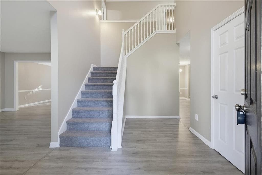 4 bedroom, 3 bathroom, 2,419 sq ft single family residence for sale at 834 Thompson Ridge Drive, Monroe, GA 30655 — photo 4