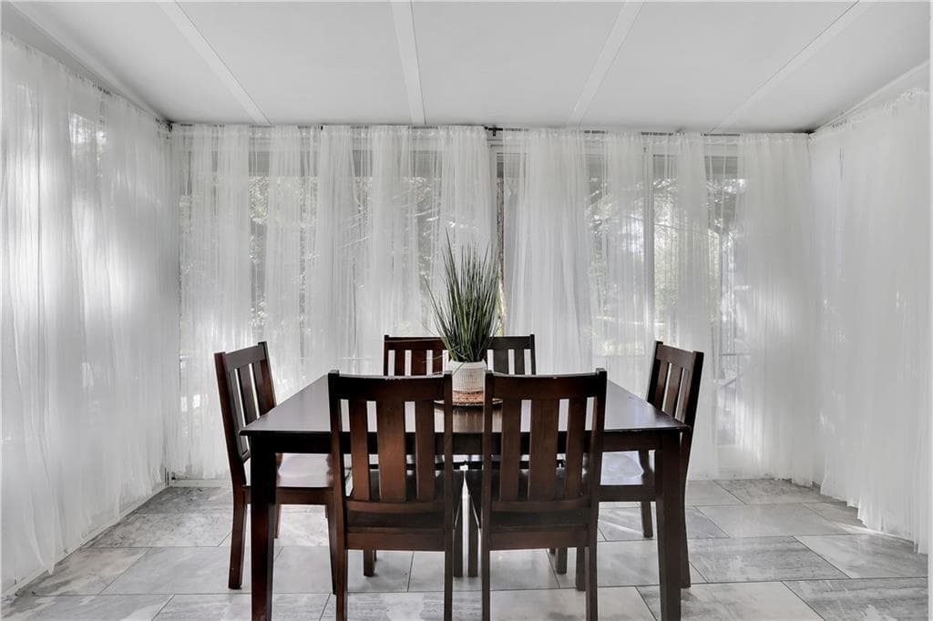 3 bedroom, 2 bathroom, 1,285 sq ft single family residence for rent at 616 Darlington Road, Atlanta, GA 30305 for $5,500 a month — photo 6