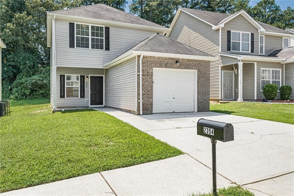 3 bedroom, 3 bathroom, 1,248 sq ft single family residence for sale at 2354 Hackamore Drive, South Fulton, GA 30349 — photo 3