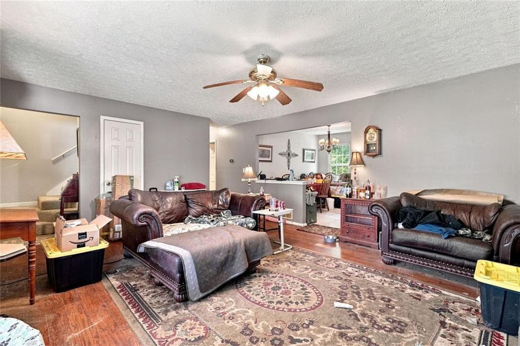 4 bedroom, 2 bathroom, 1,983 sq ft single family residence for sale at 2152 Red Rose Lane, Loganville, GA 30052 — photo 5