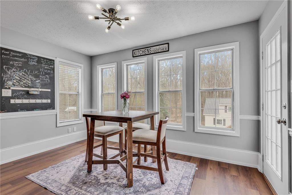 3 bedroom, 3 bathroom, 2,469 sq ft single family residence under contract at 236 Hidden Court, Winder, GA 30680 — photo 7