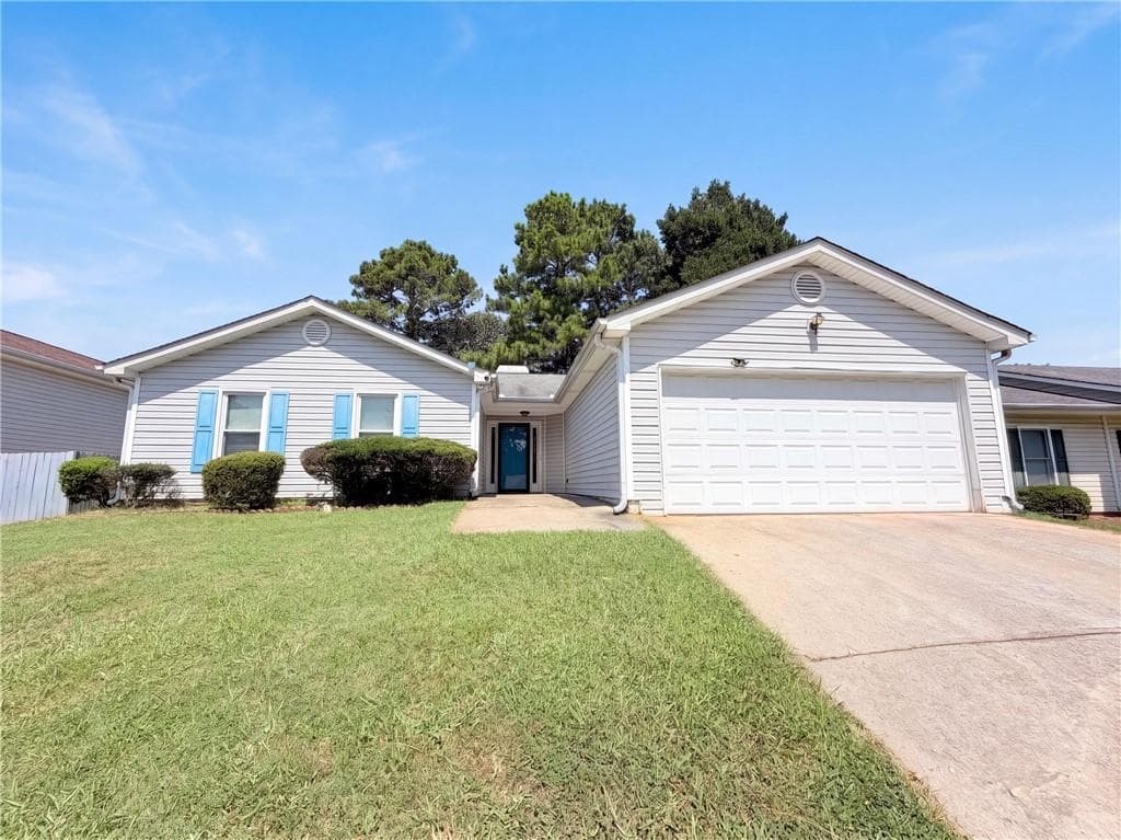 3 bedroom, 2 bathroom, 1,378 sq ft single family residence for sale at 2409 Morning Dew Place, Lawrenceville, GA 30044 — photo 1 of 23