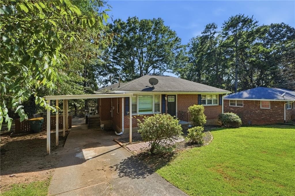 3 bedroom, 1 bathroom, 1,191 sq ft single family residence for sale at 713 Melrose Drive, Forest Park, GA 30297