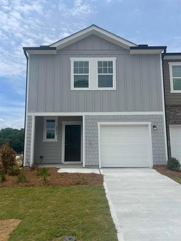 3 bedroom, 3 bathroom, 1,421 sq ft townhouse for rent at 2099 Emerson Drive, Auburn, GA 30011 for $1,800 a month — photo 2