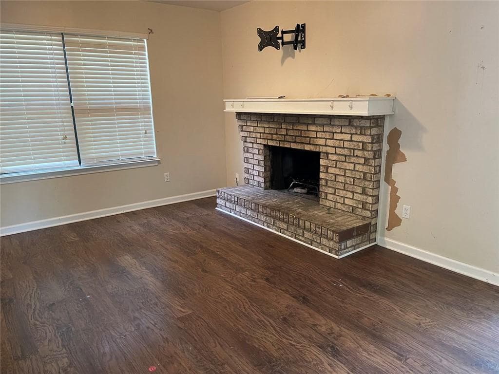 4 bedroom, 3 bathroom, 2,364 sq ft single family residence under contract at 6859 Parkwood Court, Douglasville, GA 30135 — photo 10