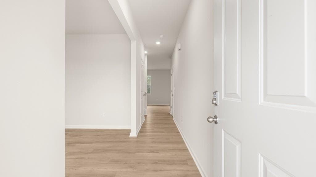 4 bedroom, 3 bathroom, 1,991 sq ft single family residence for sale at 4431 Manor Hill Drive, Union City, GA 30291 — photo 2