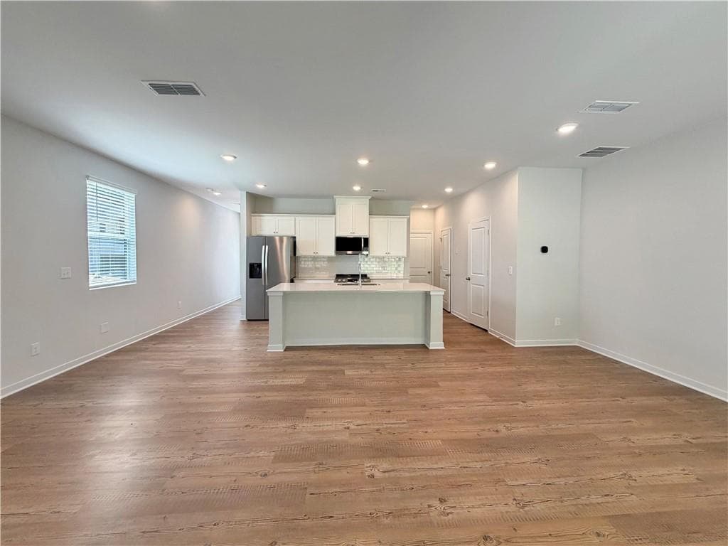3 bedroom, 3 bathroom, 1,850 sq ft townhouse for rent at 7477 Quinn Place, Flowery Branch, GA 30542 for $2,250 a month — photo 5