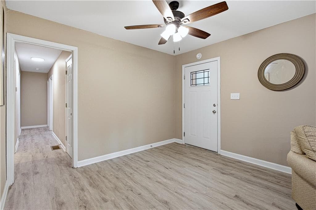 3 bedroom, 3 bathroom, 1,761 sq ft single family residence for sale at 187 Hilltop Street, Cleveland, GA 30528 — photo 3