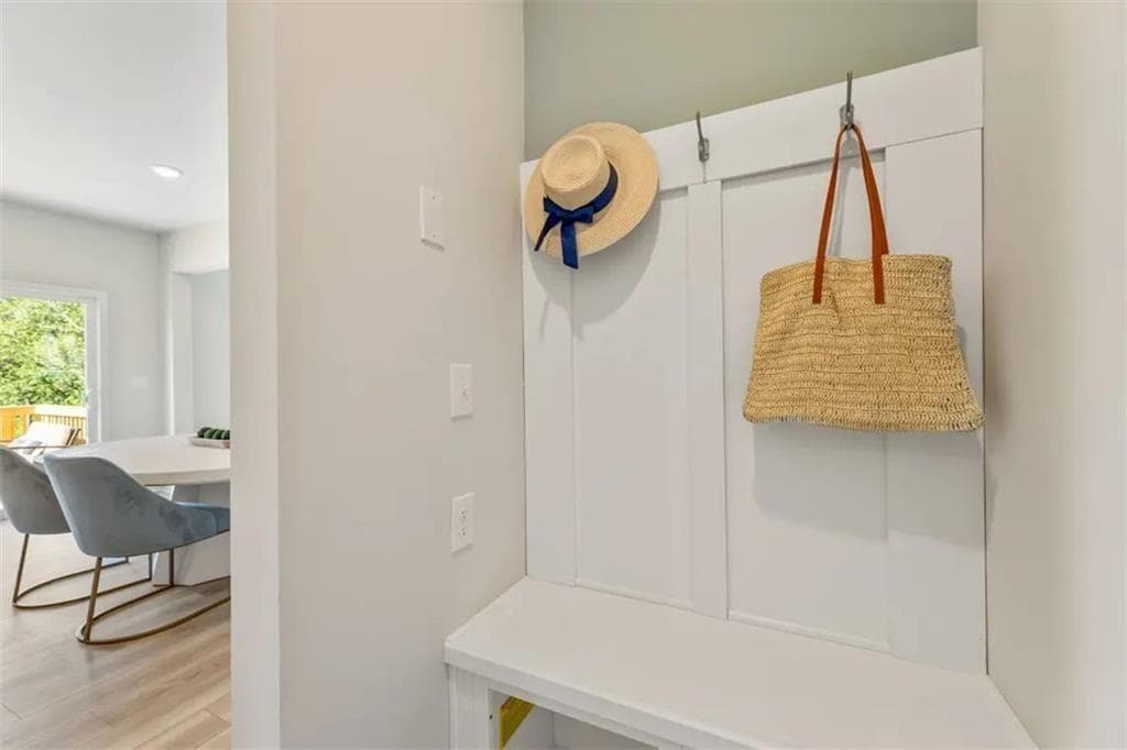5 bedroom, 4 bathroom, 2,987 sq ft single family residence for sale at 335 Bailiwick Lane, Canton, GA 30115 — photo 8