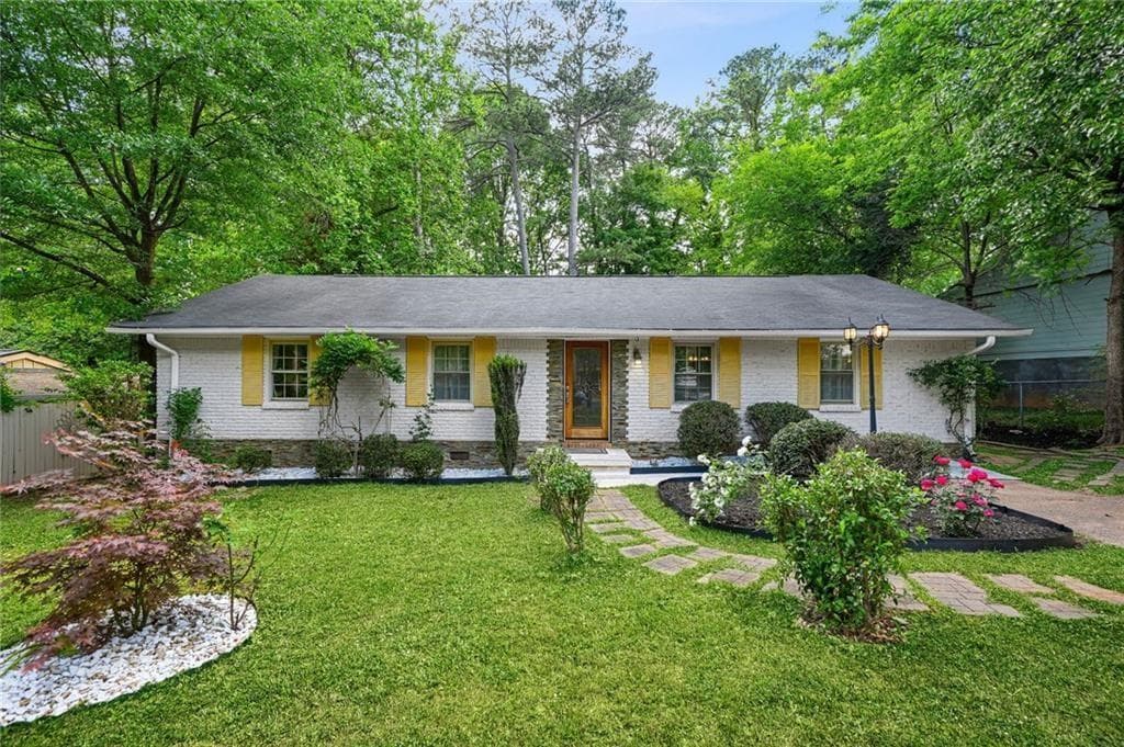 4 bedroom, 3 bathroom, 1,512 sq ft single family residence under contract at 2570 Spring Drive, Smyrna, GA 30080