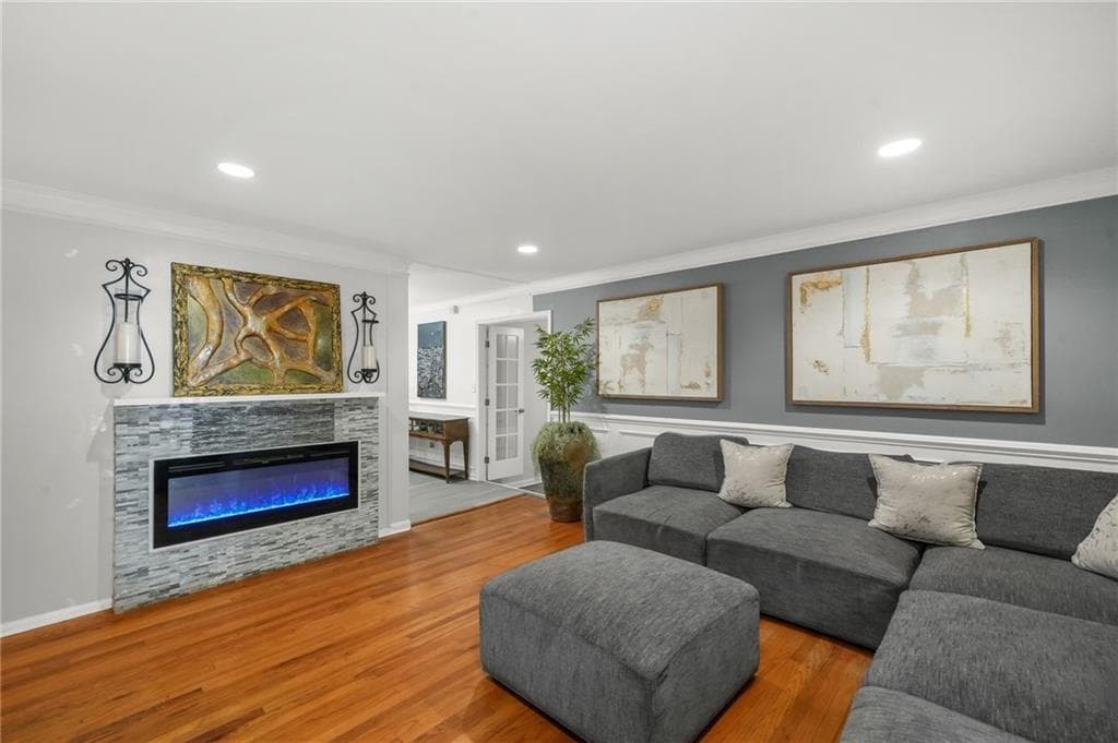 4 bedroom, 3 bathroom, 1,512 sq ft single family residence under contract at 2570 Spring Drive, Smyrna, GA 30080 — photo 5